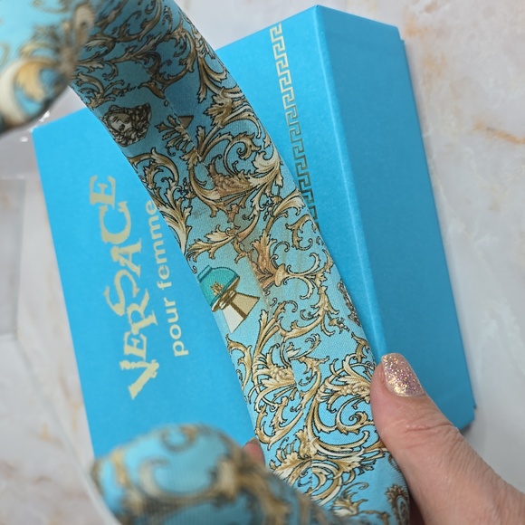 Versace Dylan Turquoise Headband with pouch and box - Picture 5 of 6